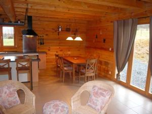 Maisons de vacances Gite Anould, 4 pieces, 6 personnes - FR-1-589-49 : photos des chambres