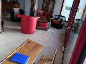 Maisons de vacances Gite Val-d'Etangson-Evaille, 5 pieces, 10 personnes - FR-1-410-358 : photos des chambres