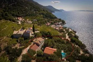 Holiday house with a swimming pool Podobuce, Peljesac - 21882 - Borje