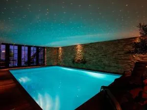Holiday apartment with starry sky pool - Deil