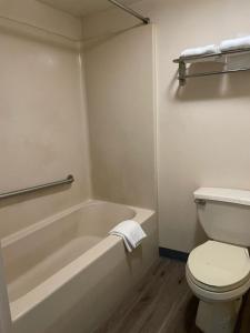 Double or Twin Room with Private Bathroom room in Express Inn-Rahway