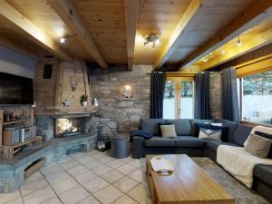 Chalet spacieux pour 11 pers., proche pistes de ski, jardin, BBQ, équipements enfants - Le Grand-Bornand - FR-1-467-58