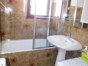 Appartement 4-5 personnes proche pistes, parking privé - FR-1-467-79