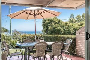 11 James Cook Apartments - w. pool & beach access