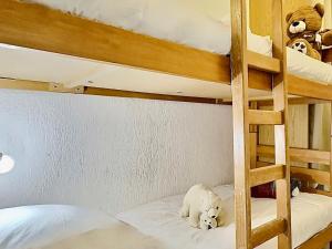 Studio cabine avec balcon Sud à 5 min des pistes, wifi inclus - FR-1-411-905