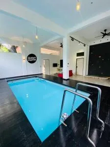 AIDAN HOME 1 Private Indoor Pool - Kampong Kubang Parit