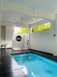 AIDAN HOME 1 Private Indoor Pool