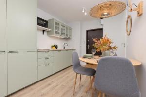 Warsaw City Centre Studio by Renters