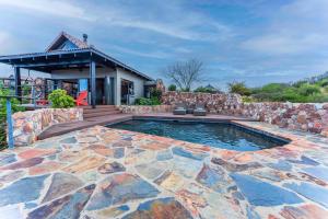 Zulu Rock Lodge - Babanango Game Reserve