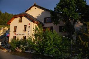 2 star viesnīca La Ferme du Bois Barbu Vilārdelana Francija