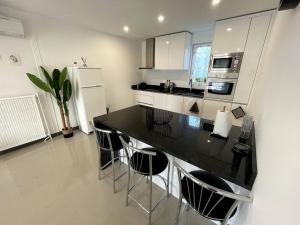 Appartement T4 Cosi: TV Netflix Parking