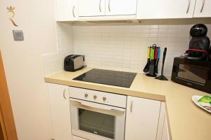 Stylish 1BR Retreat - Al Muneera Stay