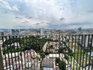 Millerz Square Free ShuttleBus Midvalley 2-5pax