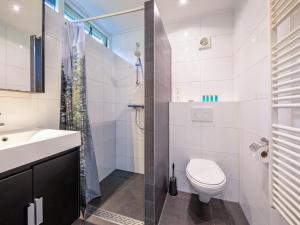 Cozy holiday home with hot tub on Texel