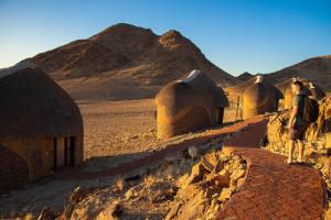 Desert Hills Lodge