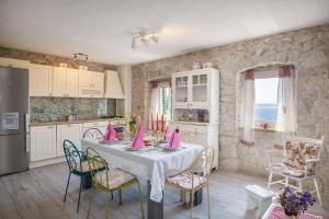 Holiday home Fetiva Makar