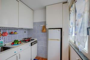Il Bijou Di Rossella - Beach Front Duplex with Balcony - Happy Rentals