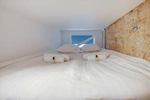 Tiny Duplex with Sauna in the 11