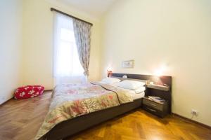 Apartment On Tabidze 35