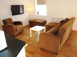 GRAND ESCAPE by BOURNECOAST - A First Floor Holiday Apartment Close to the Sandy Beaches and Shops - FM4036