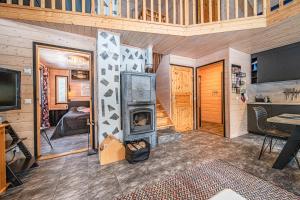 Niesta Cabin by Aavalevi