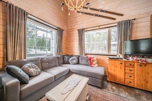 Niesta Cabin by Aavalevi