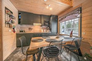 Niesta Cabin by Aavalevi