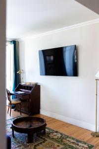 Suite with Garden View room in Alegria A Lisbon Boutique Hotel