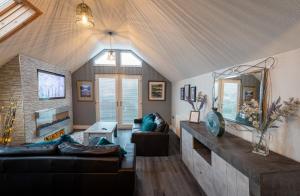 Lakeland Lodge 9B Arnside , Carnforth ,Lancaster , LA61BH