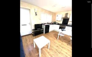 Lt Properties studio apartment Ground floor 1