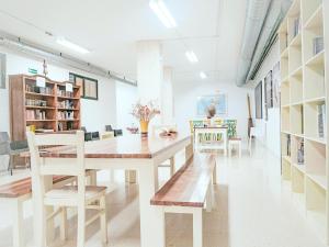 ALBERGUE ALOXA HOSTEL