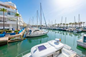 Holiday rental apartment Puerto Marina Benalmádena SEA VIEW - 1 minuto de la playa VISTA al MAR