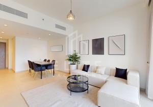 Walk to Dubai Mall 2 Bed Full Burj Khalifa Views