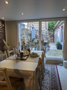 Maisons de vacances Gite Le Cottage avec Terrasse et Piscine : photos des chambres