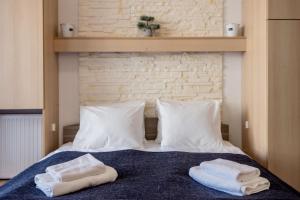 Cozy In the Heart of Budapest with Terrace and Tub