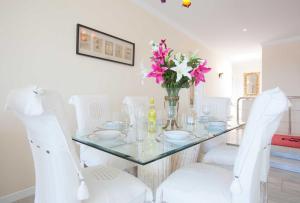 Bright And Spacious Puerto Calero Villa 3 Bedrooms Villa Viejo