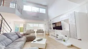 Relaxing Great Villa in San Vicente - Caserío Calandari