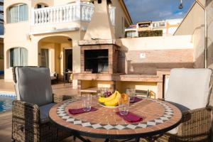 Villa Faya On The First Ocean Line With New Heated Pool