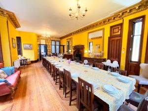 Edinburgh Country Estate Rooms & Apartments