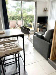 LA BAULE : STUDIO MER EN REZ DE JARDIN