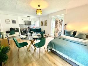 Appartements 35 M2#Design Luxe #Chateau #INSEAD#BESTOFBLO6 : photos des chambres