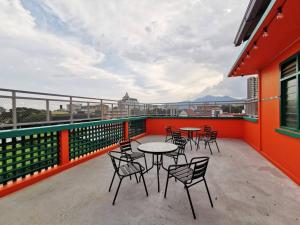 Ipoh town centre glamping home 13pax
