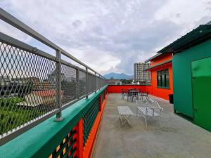 Ipoh town centre glamping home 13pax