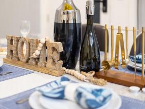 Conveniently Located Luxury 4BR Townhouse