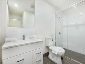 Vintage Glamour Nest 2BR Apt near CBD with carpark
