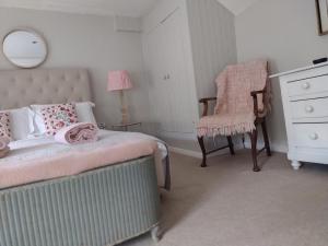 Samphire Cottage