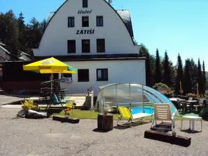 Hotel Zátiší - 卡尔帕奇