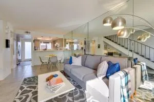 Pet-Friendly Rancho Mirage Townhome with Pool! - Thousand Palms