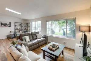 Lakefront Mount Vernon Home with Private Dock! - ماونت فيرنون