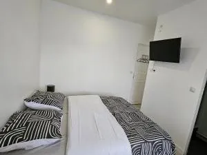 Charmant studio équipé de 14m2 - 讷伊-普莱桑斯